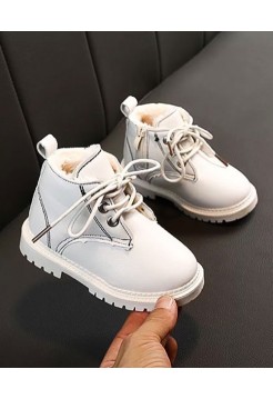 Дитячі білі черевики зі шнурівкою зимові